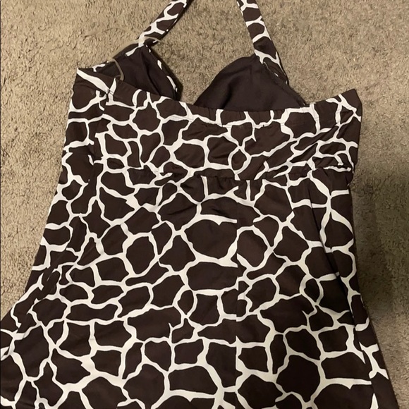 Dress - Picture 4 of 4